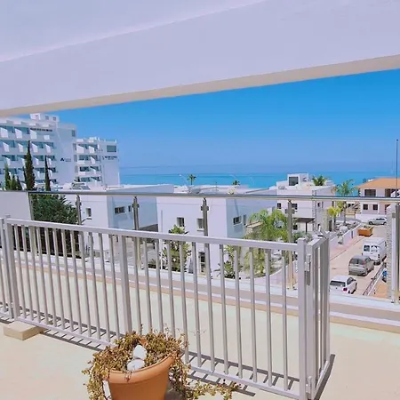 Sunrise Beach Apts. Apartment *