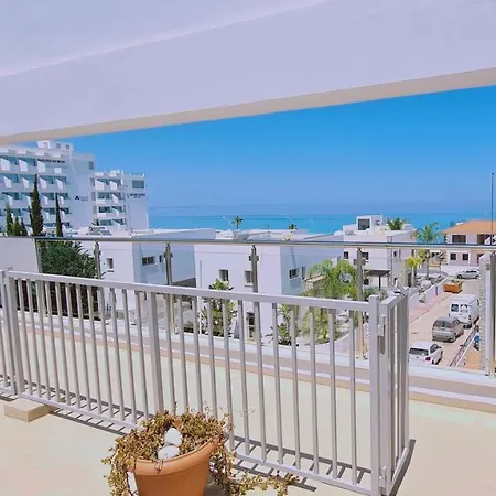 Sunrise Beach Apts. Apartment *