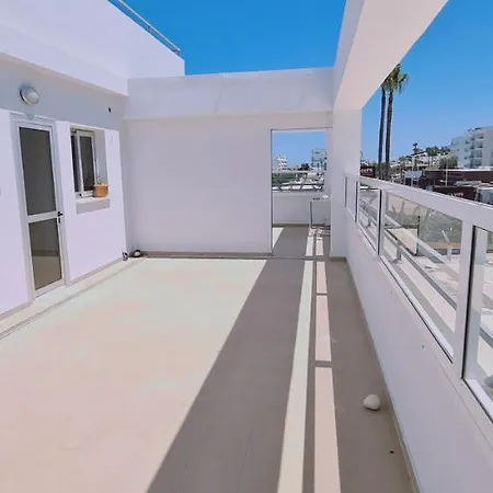 Sunrise Beach Apts.