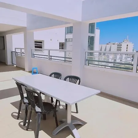 Apartment Sunrise Beach Apts. *